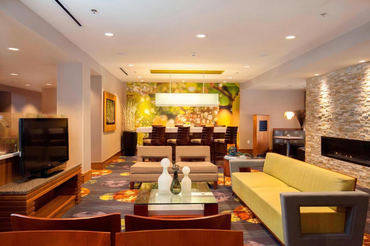 Courtyard By Marriott Ithaca Airport/University Екстер'єр фото